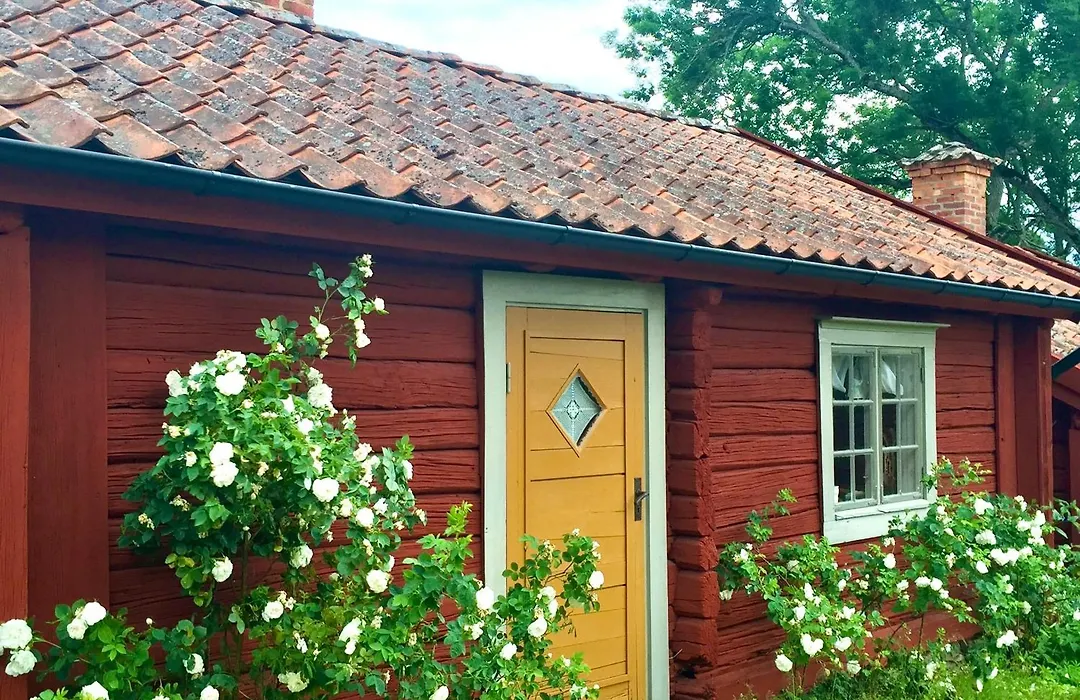 Heritage-Listed Country Cottages-1